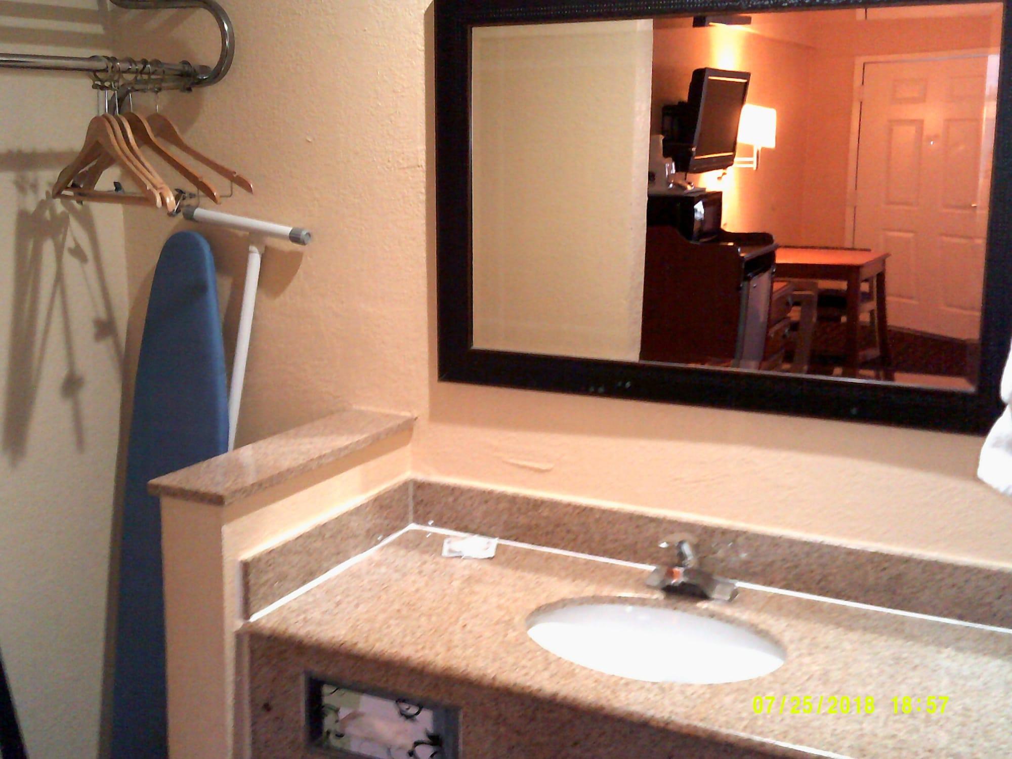 Super 8 By Wyndham Tucson Downtown Convention Center Otel Dış mekan fotoğraf