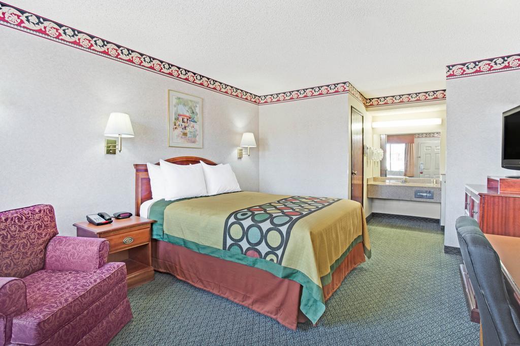 Super 8 By Wyndham Tucson Downtown Convention Center Otel Dış mekan fotoğraf